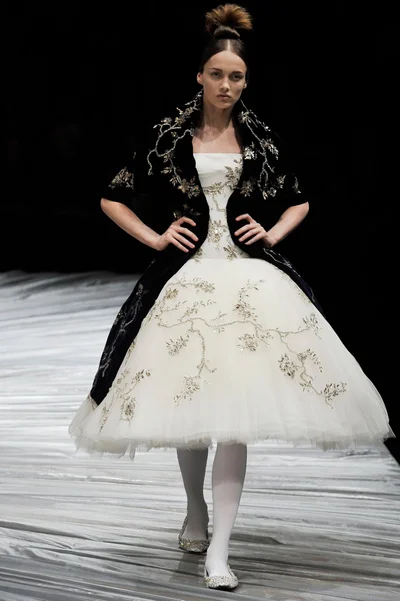 Look 38